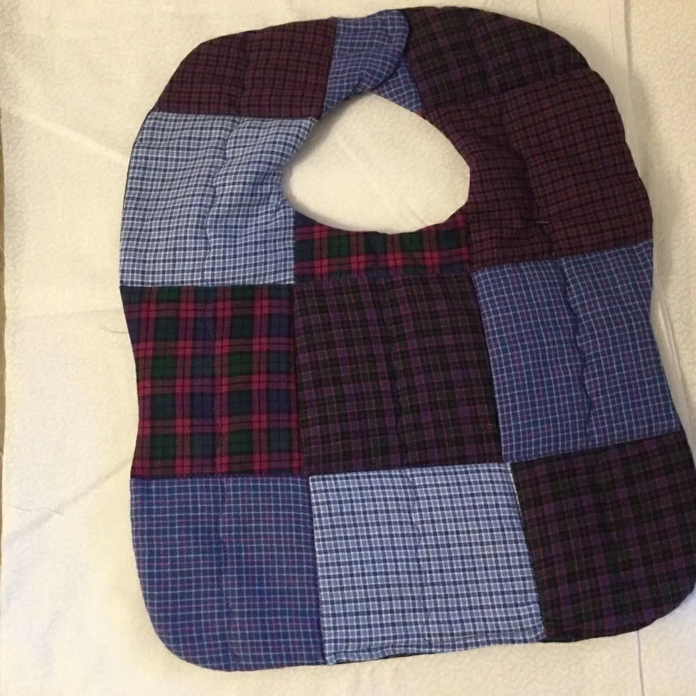 3/$25 or $12 ea.  NWT. Handmade Quilted Reversible Bib.